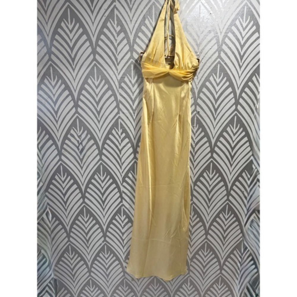 Princess Polly Yellow Odyssa Satin Halter Open Back Maxi Dress Formal Evening 8 - Picture 3 of 9
